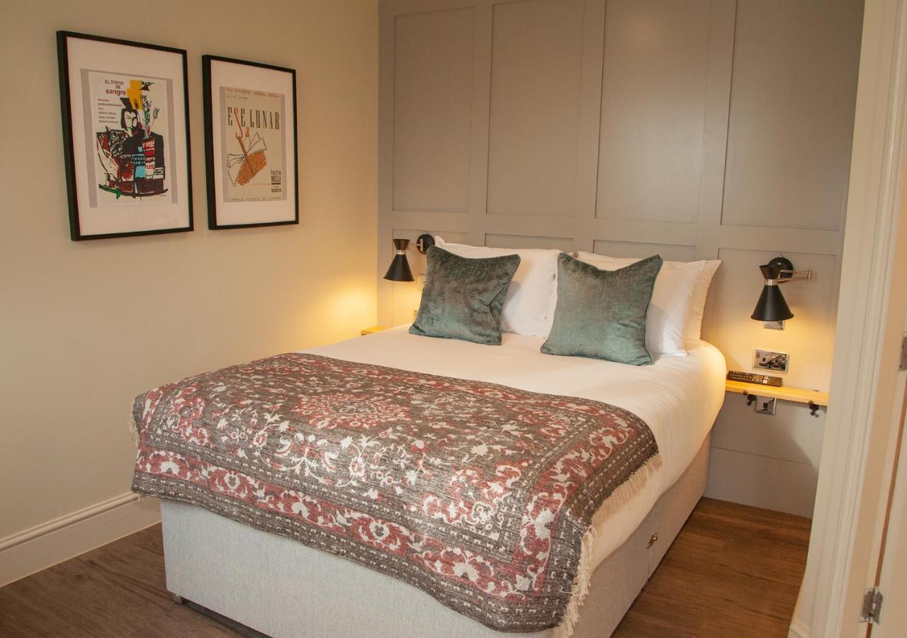 The Kings Arms Hotel Malmesbury Eksteriør billede