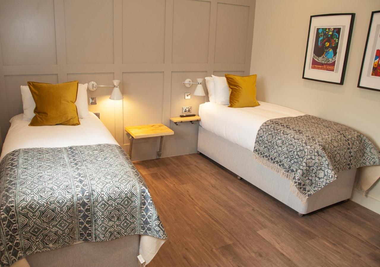 The Kings Arms Hotel Malmesbury Eksteriør billede